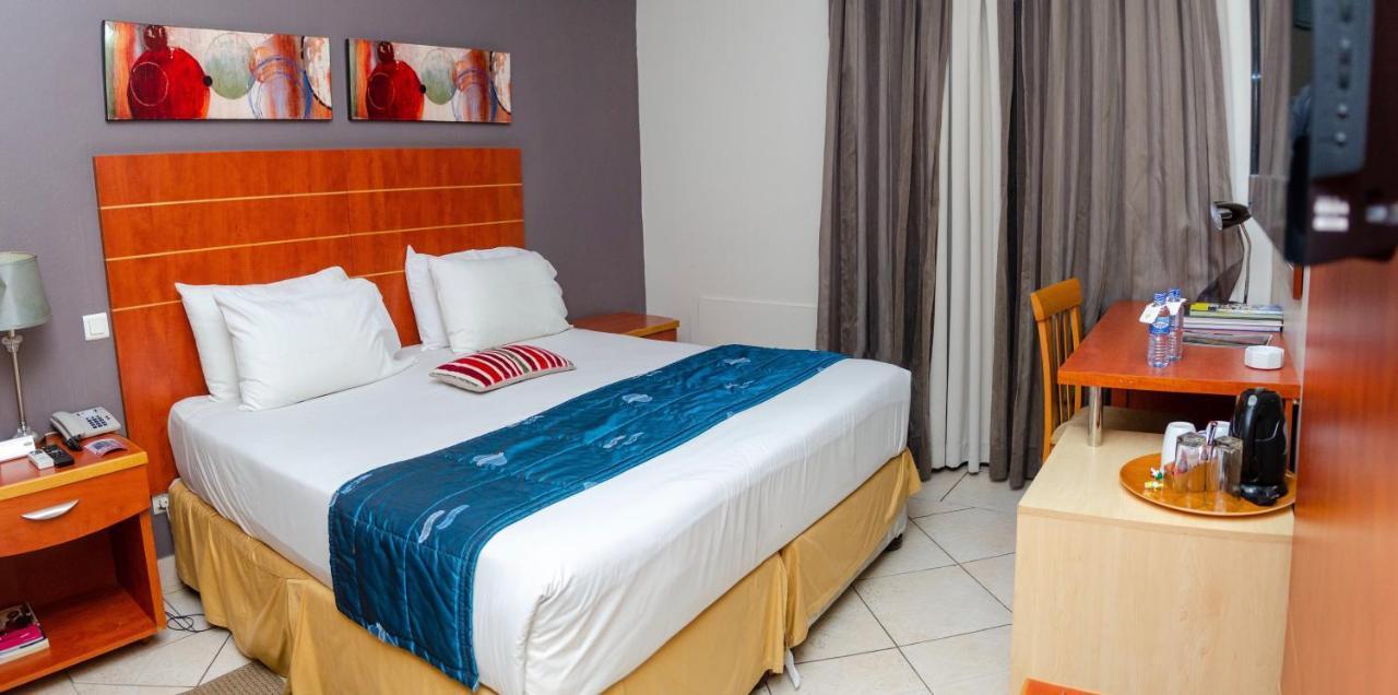 Quarto Duplo
